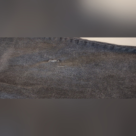 Old Navy OG Straight High-Rise Jeans - Picture 9 of 9